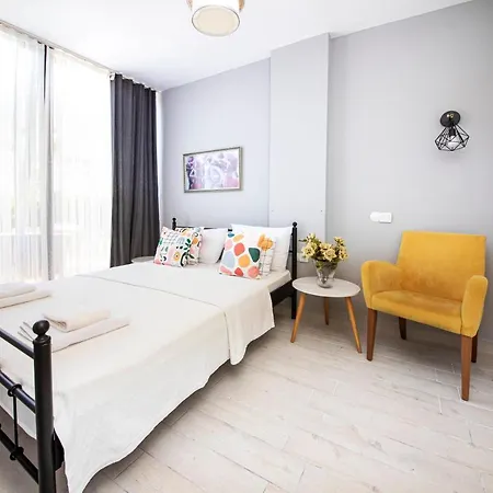 Villa Ravishing Secluded With Shared Pool And Garden In Milas Bodrum Meselik